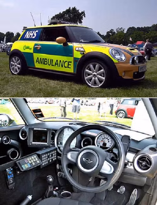Xe cứu thương của thành phố Portsmouth, Anh dạng mini cooper với khoang lái 1 tài xế, phía sau đủ chỗ một giường sơ cứu với 2 nhân viên cứu thương và 1 người nhà. Mẫu xe này có tính năng linh hoạt, dễ dàng vượt qua các con phố đông đúc đưa bệnh nhân đến bệnh viện.