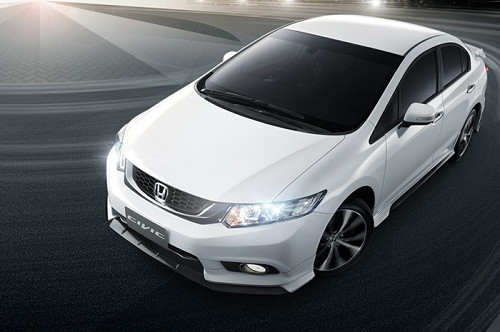 Mẫu Civic 2015 mới phiên bản Thái Lan.