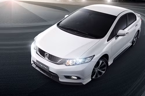 Mẫu Civic 2015 mới phiên bản Thái Lan.