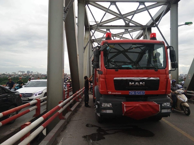 Xe cứu hộ tại hiện trường.