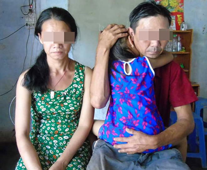 Gia đình cháu V. buồn đau vì con gái bị hiếp dâm