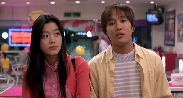 Nhìn giống hệt một cảnh phim năm 2001. Nhìn giống hệt một cảnh phim năm 2001.