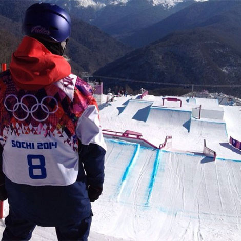 Trước khi lao xuống dốc, nữ VĐV người Anh Aimee Fuller lộ rõ chút ngại ngần.