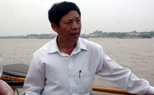 Thượng tá Cương trao đổi với PV Kiến thức.