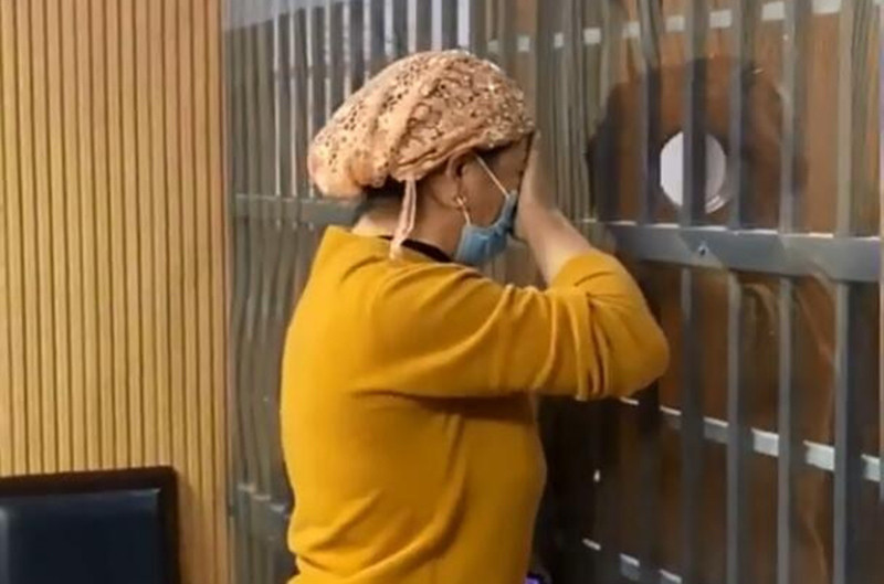 Me khoc nghen gap con trai mat tich 18 nam