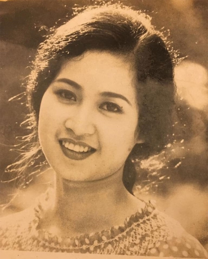 Nhan sắc kiêu sa thời trẻ của 'mẹ chồng' Lan Hương - Hình 4 Nhan sac kieu sa thoi tre cua 'me chong' Lan Huong-Hinh-4