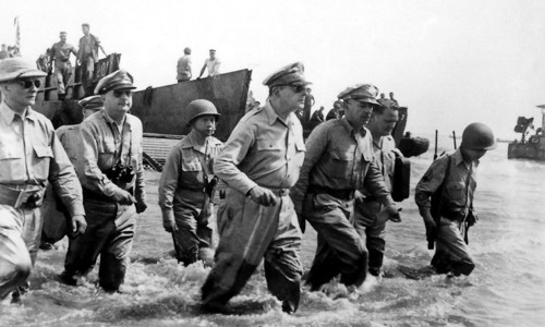 Trận chiến vịnh Leyte năm 1944 là trận đánh đặt dấu chấm hết cho Đế quốc Nhật Bản.