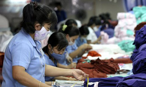 GDP bình quân đầu người của Việt Nam có thể bị Lào, Campuchia vượt qua.