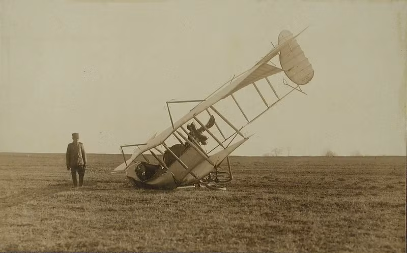 Máy bay thời đó được thiết kế khá đơn giản.