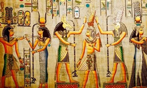 Người Ai Cập cổ đại tôn thờ hơn 1.000 vị thần và nữ thần khác nhau. Các vị thần quan trọng nhất của tất cả là Ra, thần mặt trời.
