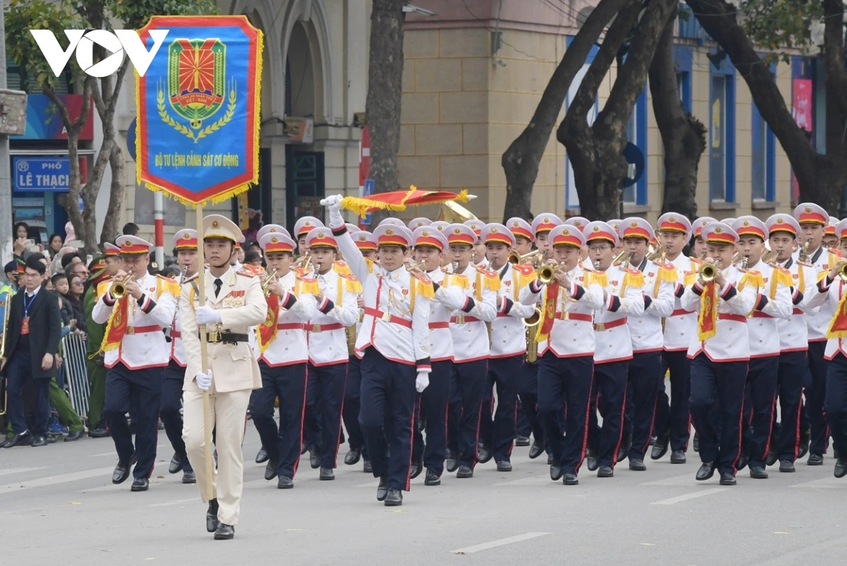 Đoàn nghi lễ Công an nhân dân thể hiện nhiều bản nhạc hào hùng. Đây là lực lượng thuộc Bộ Tư lệnh Cảnh sát cơ động, có nhiệm vụ tiến hành tổ chức các nghi lễ trong Công an nhân dân, phục vụ các sự kiện chính trị, kỷ niệm các ngày lễ lớn, đón tiếp các đoàn khách nước ngoài...