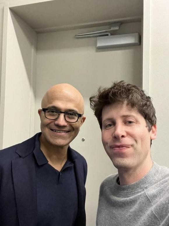 Huyen thoai cha de ChatGPT: Thien tai ky thuat, ke cuong dau tu-Hinh-17