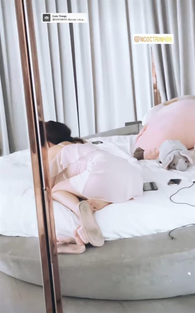 Vu Khac Tiep quay phong ngu Ngoc Trinh, dan mang soi 'o ban the'-Hinh-3