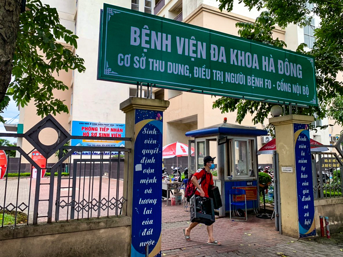 Sinh vien roi Phap Van-Tu Hiep, nhuong cho cho co so dieu tri COVID-19