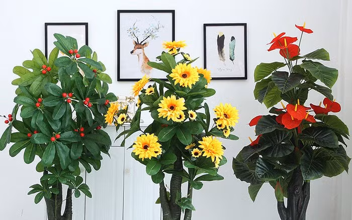  Tuy nhiên, khi những bông hoa giả này được đặt ở nhà, chúng không những không mang lại sự nâng cấp và xanh tươi mà còn mang đến cho con người cảm giác thiếu sức sống.