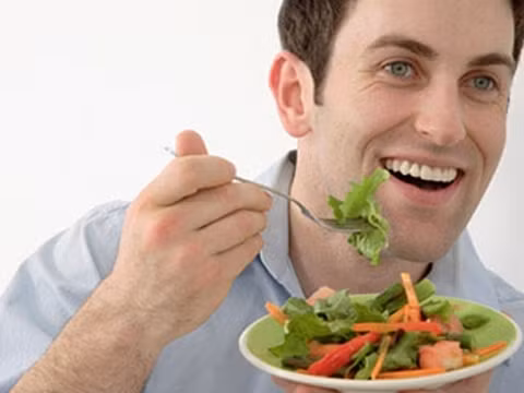 Nghiên cứu trên chuột cho thấy, chế độ ăn ít calo có tác dụng tích cực trong nỗ lực ngăn ngừa tế bào ung thư di căn. Ảnh minh họa.