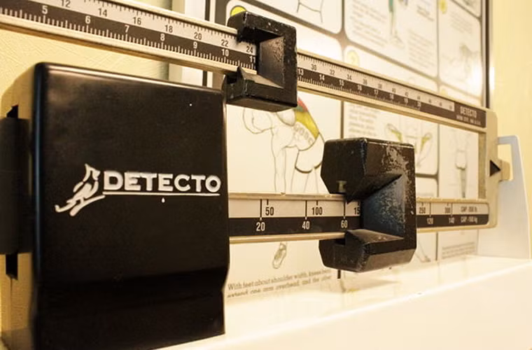 3. Duy trì trọng lượng cơ thể cân đối. Những người béo phì có nguy cơ phát triển ung thư tiền liệt tuyến cao hơn so với những người sở hữu thân hình cân đối.