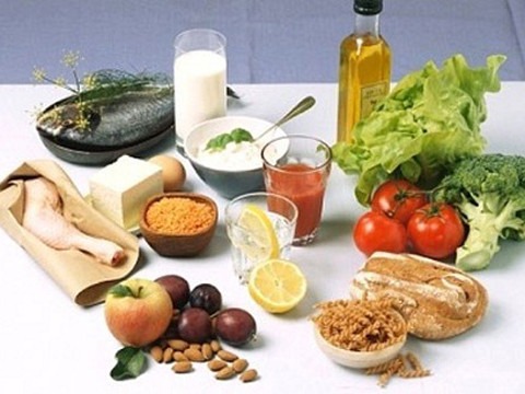 Chế độ ăn uống trước thai kỳ ảnh hưởng trực tiếp đến thai nhi. Ảnh minh họa.