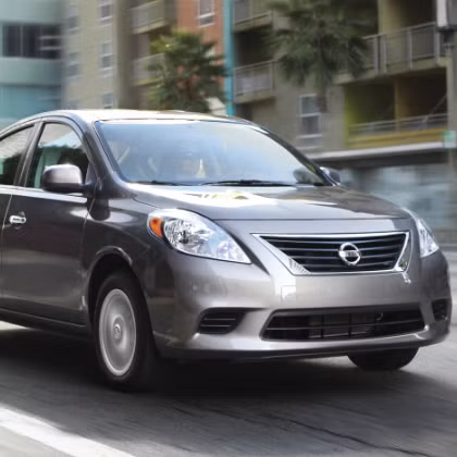 Thành viên cuối cùng trong danh sách này là mẫu xe Nissan Versa với 52,2% số xe bán cho các chị em phụ nữ.