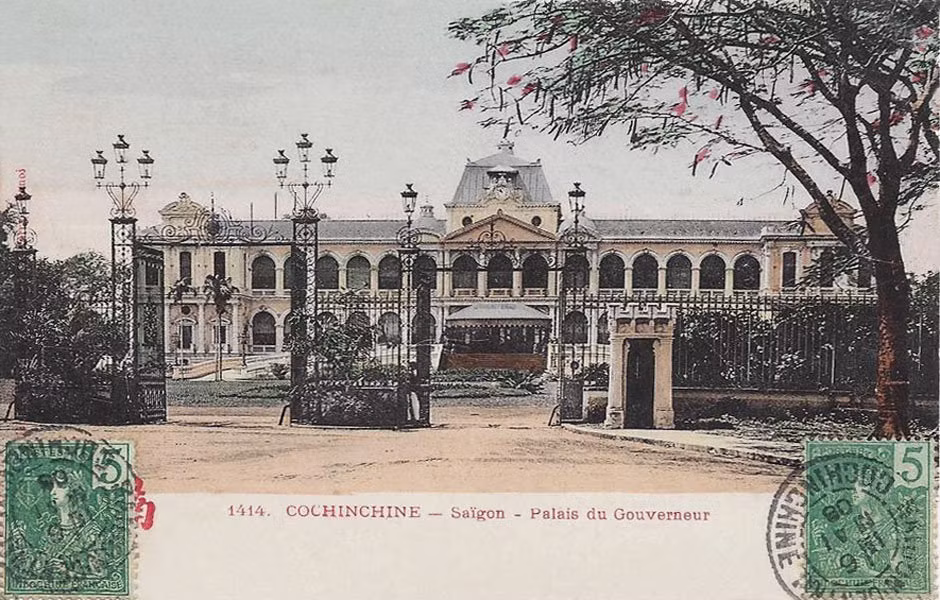 Dinh Norodom trong tấm bưu thiếp in năm 1914. Ảnh tư liệu.