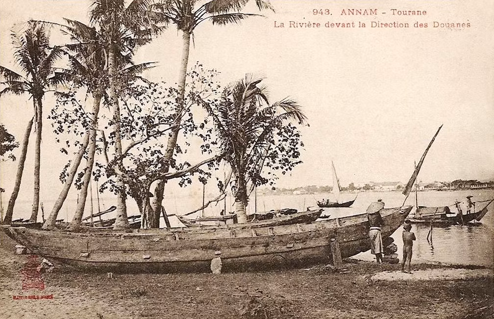 Bờ sông Hàn, phía trước Cục Hải quan. Ảnh tư liệu.