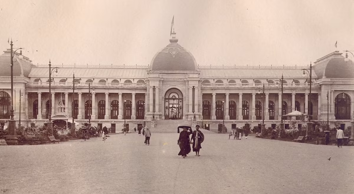 Trước khi Nhà hát Lớn khai trương năm 1911, nhà đấu xảo đã được coi là điểm nhấn kiến trúc đặc sắc nhất ở Hà Nội xưa. Ảnh tư liệu.