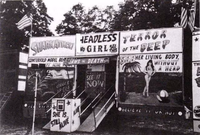 Tuy vậy, nhiều người tin rằng đây chỉ là một trò ảo thuật, và không có cô gái cụt đầu nào tồn tại cả. Vì không thể có một công nghệ nào giúp duy trì sự sống của một người đã mất đầu. Ảnh: Vintag.