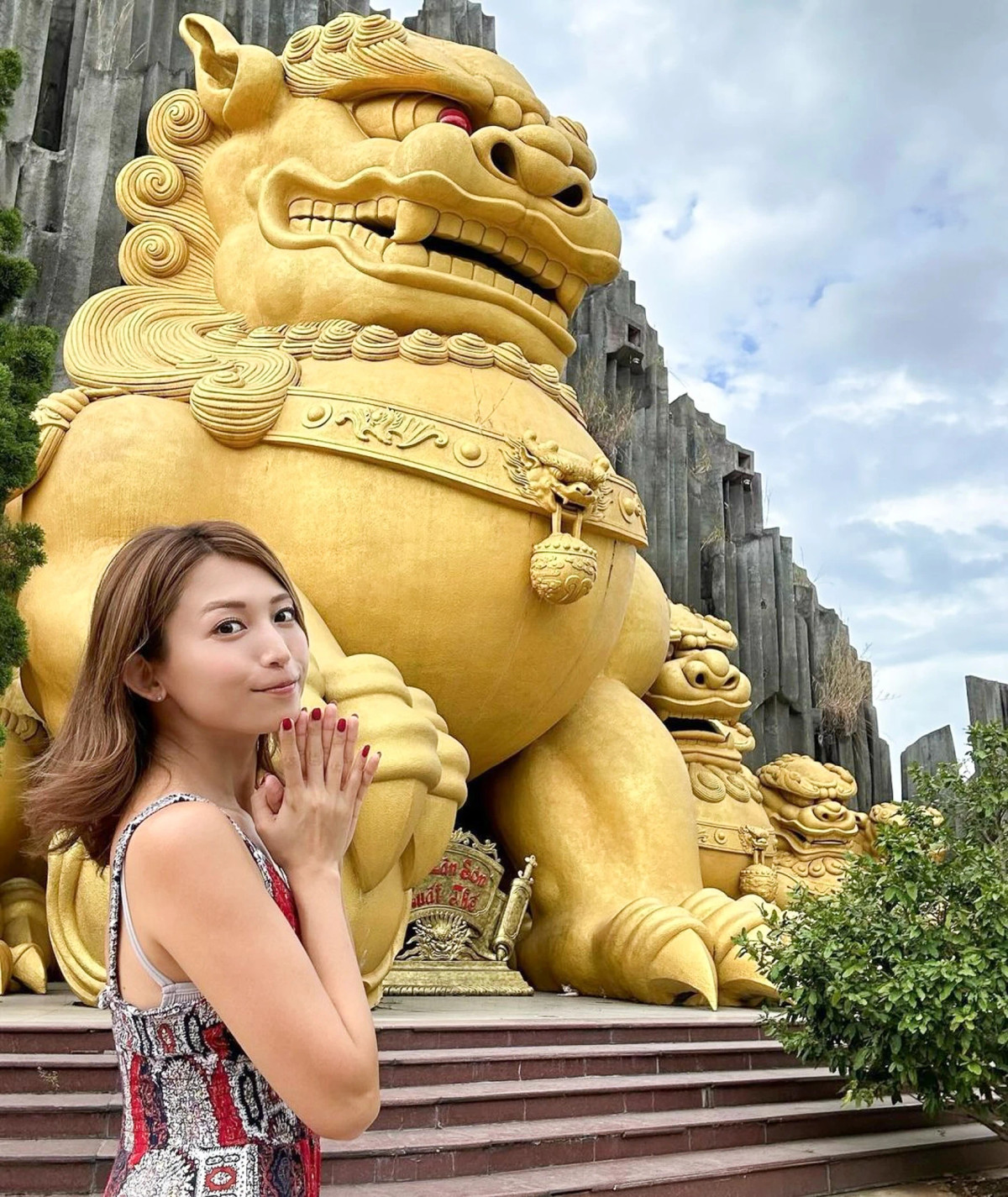 Khach du lich do ve Suoi Tien gap doi nam ngoai-Hinh-2