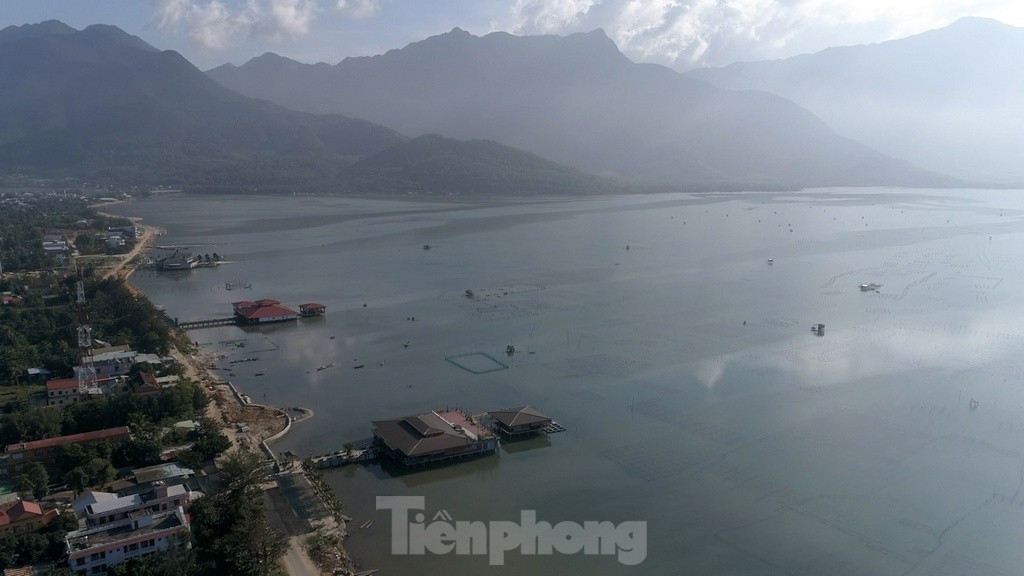 'Tuyet tinh coc' huyen ao tren vinh Lang Co-Hinh-11