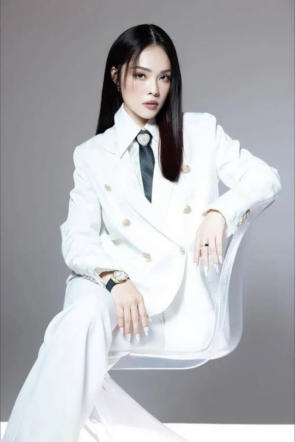 Dương Cẩm Lynh chia sẻ biến cố cuộc sống - Hình 2 Duong Cam Lynh chia se bien co cuoc song-Hinh-2