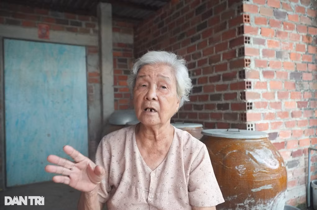 “Ba to” nghe lam mon “hao com nhat mien Tay” ke thoi hoang kim-Hinh-4