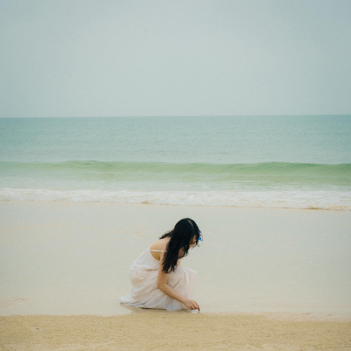 Bat ngo truoc canh vat o “dao ngoc” Quan Lan