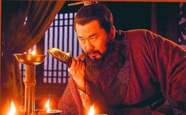 Cai ten khien Tao Thao tu ti-Hinh-4