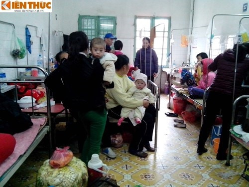 Hầu hết các trường hợp mắc sởi là trẻ em dưới 10 tuổi; trong đó 12,5% là trẻ nhỏ dưới 9 tháng tuổi; 86,4% số trường hợp mắc sởi chưa tiêm vắc xin sởi hoặc không rõ tiền sử tiêm chủng. Dịch xảy ra trên diện rộng, hiện chỉ xảy ra rải rác tại các xã phường, không còn các ổ dịch tập trung.