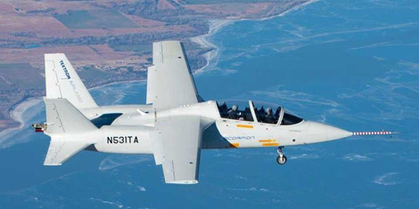 Tiêm kích hạng nhẹ Scorpion trong lần cất cánh đầu tiên.