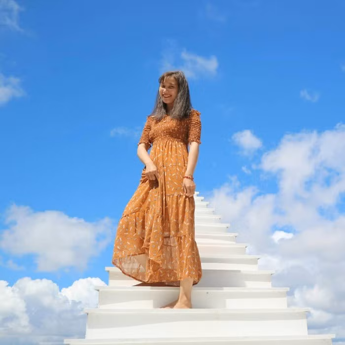 Các nấc thang được làm từ vật liệu nhẹ. @myngocle.0801.