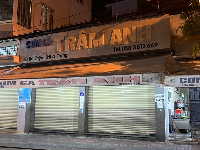 So nguoi nghi ngo doc com ga o Nha Trang len toi 358 nguoi