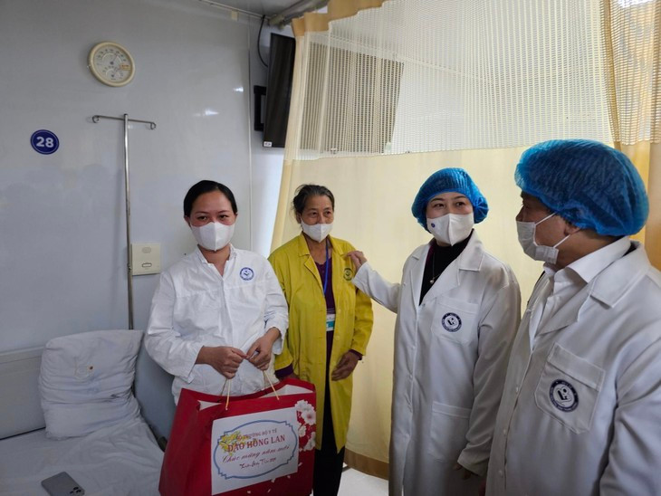 Benh nhan kham, cap cuu dip Tet Giap thin 2024 tang 33%-Hinh-2