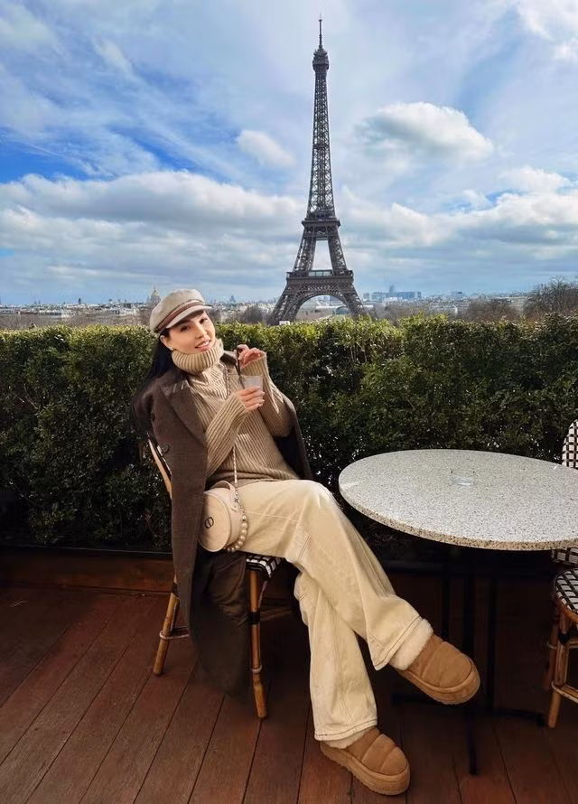 Vào khoảng cuối năm 2021, Quỳnh Thư bị réo tên vì nghi có liên quan đến chuyện hôn nhân tan vỡ của Diệp Lâm Anh. Diệp Lâm Anh cũng không ngại nhắc hẳn tên Quỳnh Thư, chụp tin nhắn đoạn chat gọi nhau là vợ chồng của chồng cũ với nữ người mẫu.