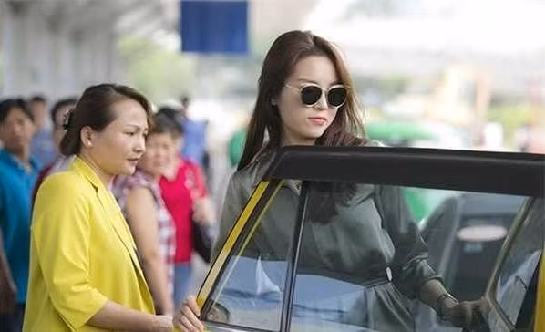 Nhung scandal Hoa hau Ky Duyen 