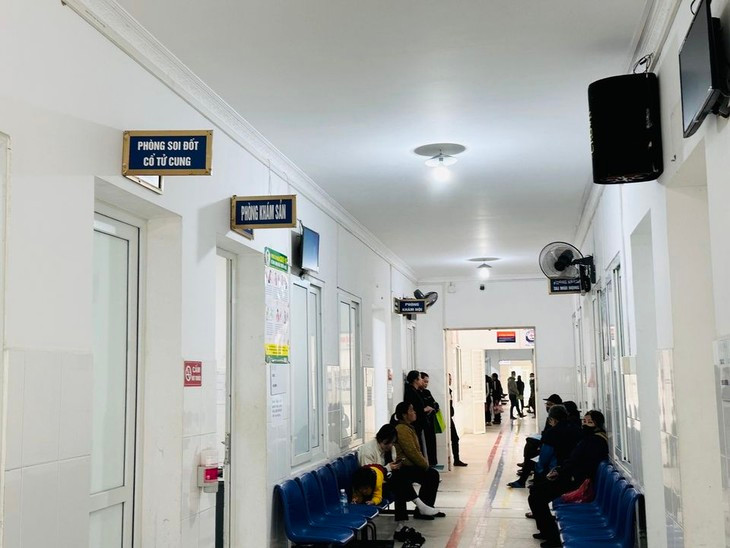 Benh nhan 38 tuoi phai cat tu cung vi pha thai tai nha