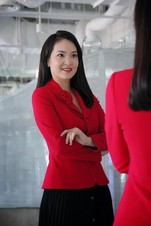 TV Phương Thảo vốn nhận được nhiều thiện cảm, sự yêu mến từ khán giả khi dẫn sóng thời sự VTV.