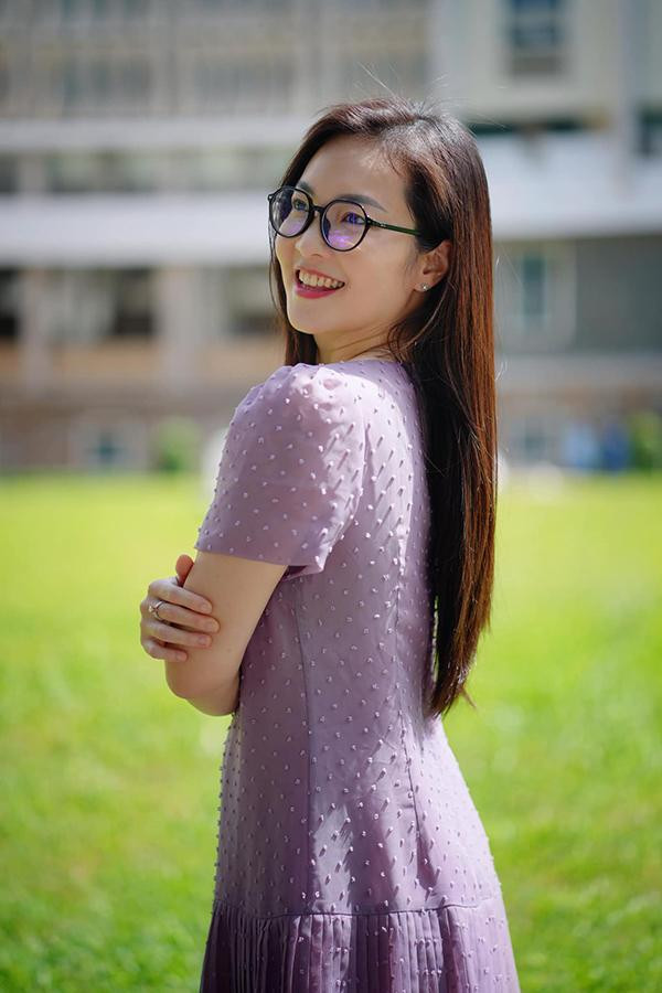 hờ việc giảm cân khoa học này mà chỉ 1 tháng sau sinh, BTV Phương Thảo đã giảm 10kg và gần như trở về cân nặng trước khi mang thai.