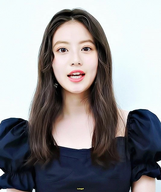 Chủ đề về nhan sắc của Imada Mio được thảo luận nhiều trên Twitter.