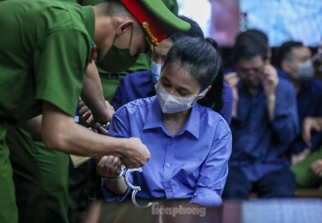 Sac thai cac bi cao khi cong bo cao trang vu Van Thinh Phat-Hinh-2