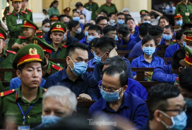 Sac thai cac bi cao khi cong bo cao trang vu Van Thinh Phat-Hinh-4