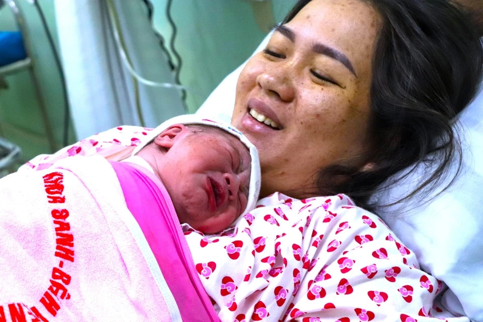 Khoanh khac cong dan dau tien cua nam 2024 chao doi