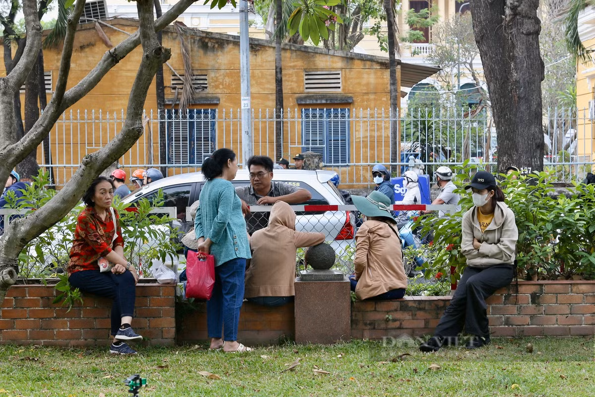 Hầu hết họ là những người mua trái phiếu của SCB, nhưng phiên tòa sơ thẩm chưa xét xử các nội dung liên quan đến trái phiếu.