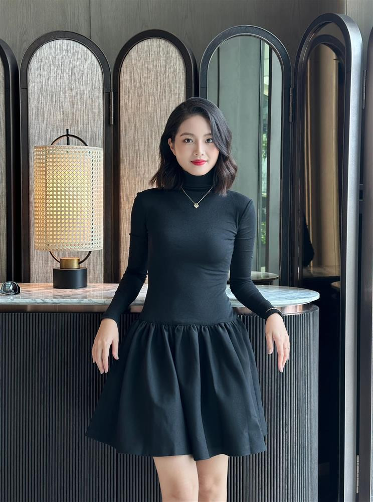 iện tại, Bích Ngọc vào Nam lập nghiệp, theo đuổi sự nghiệp diễn xuất.