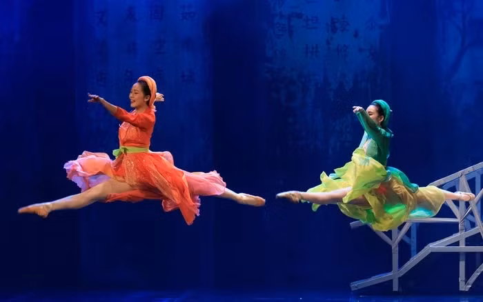 Nghe si muon cong hien nhung tien boi duong du mua hai coc nuoc-Hinh-5